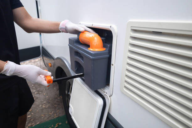 Portable Toilet Options We Offer in Cornelia, GA